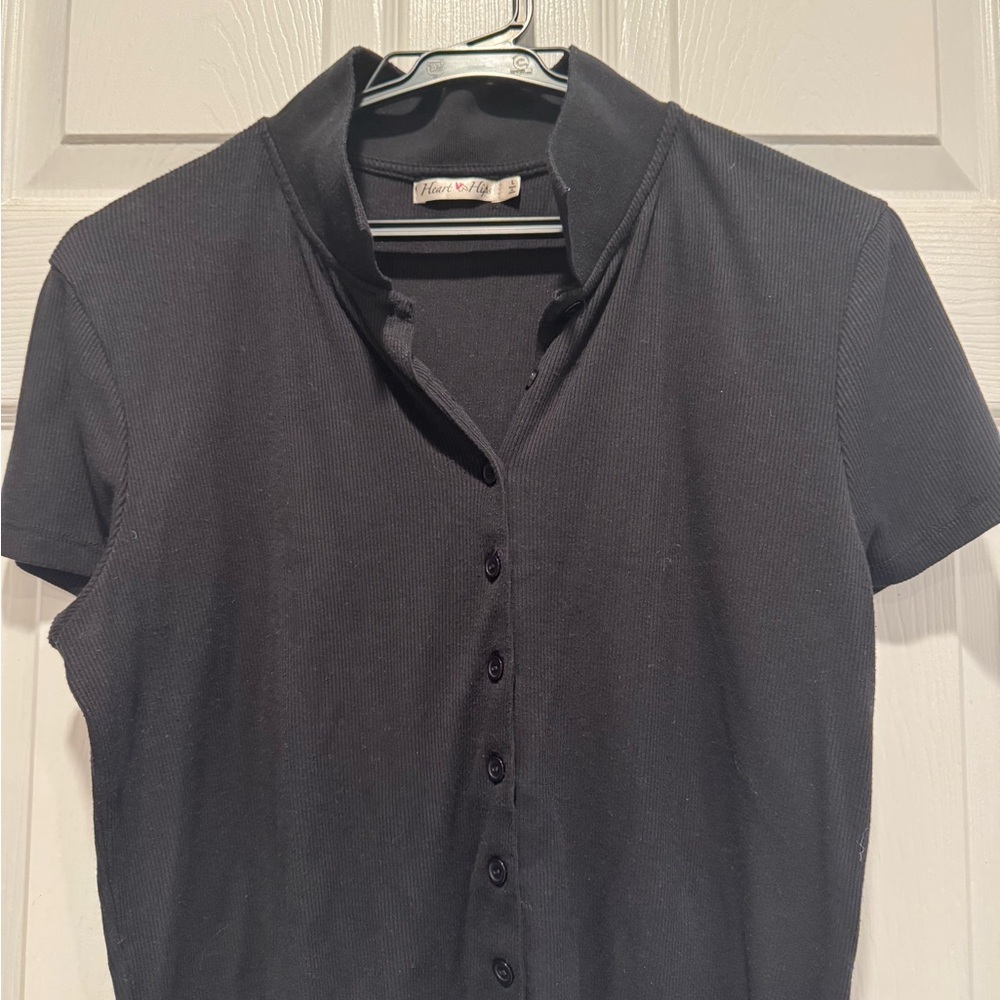 Black Button-Up Short Sleeve crop Top